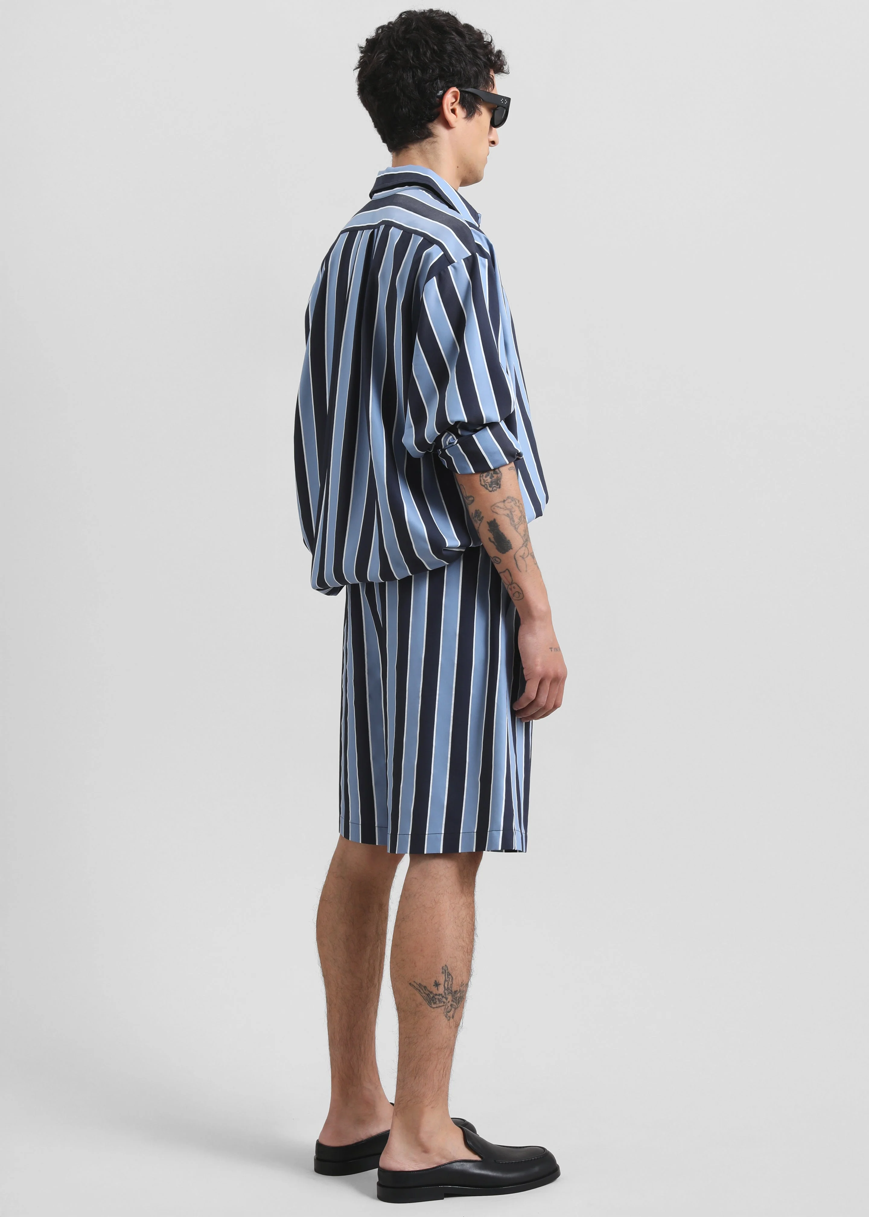 Sinclair Neck Tie Shirt - Navy Stripe - Image 11