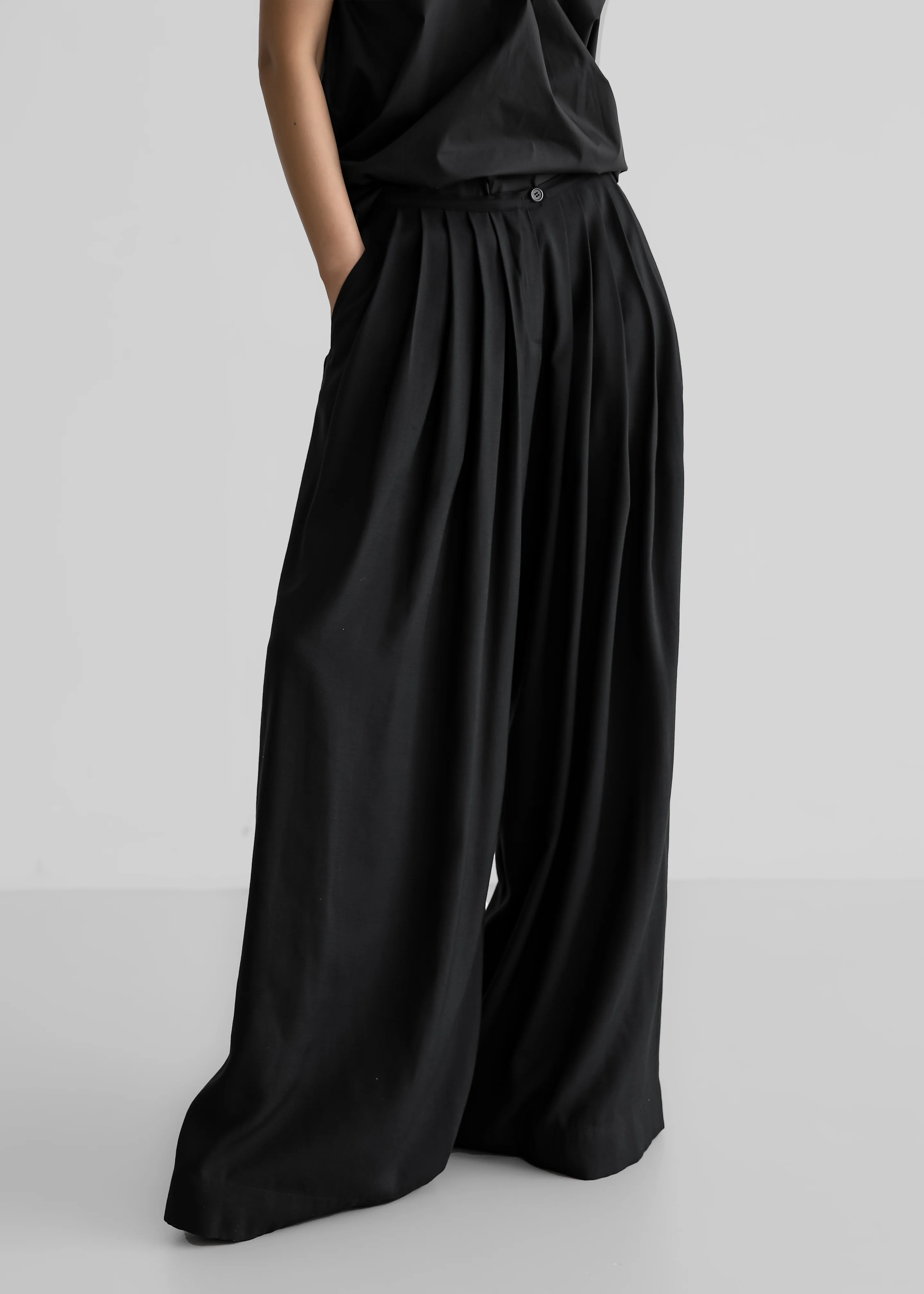 Sloane Wide Leg Trousers - Black - Image 2