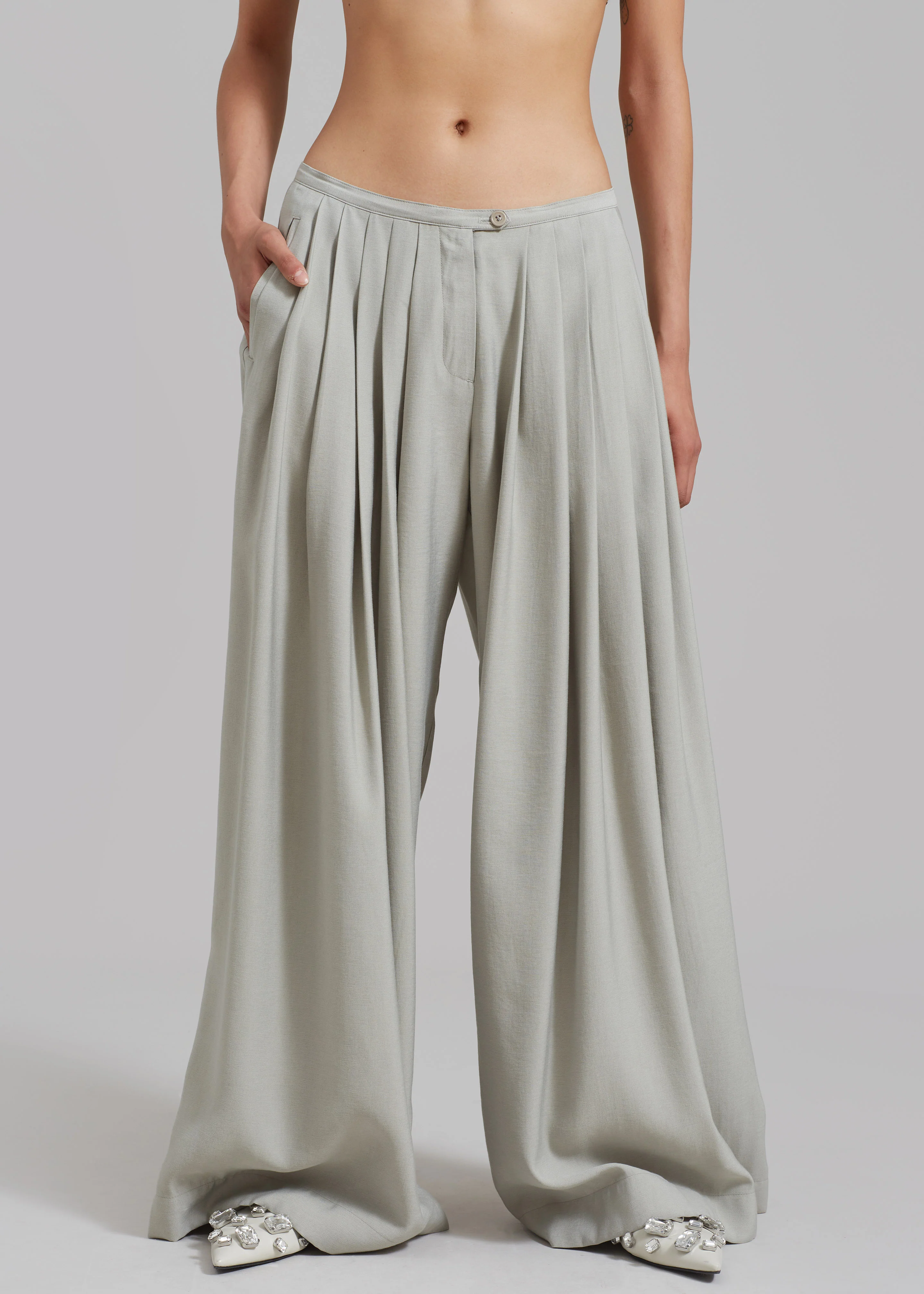 Sloane Wide Leg Trousers - Grey - Image 10