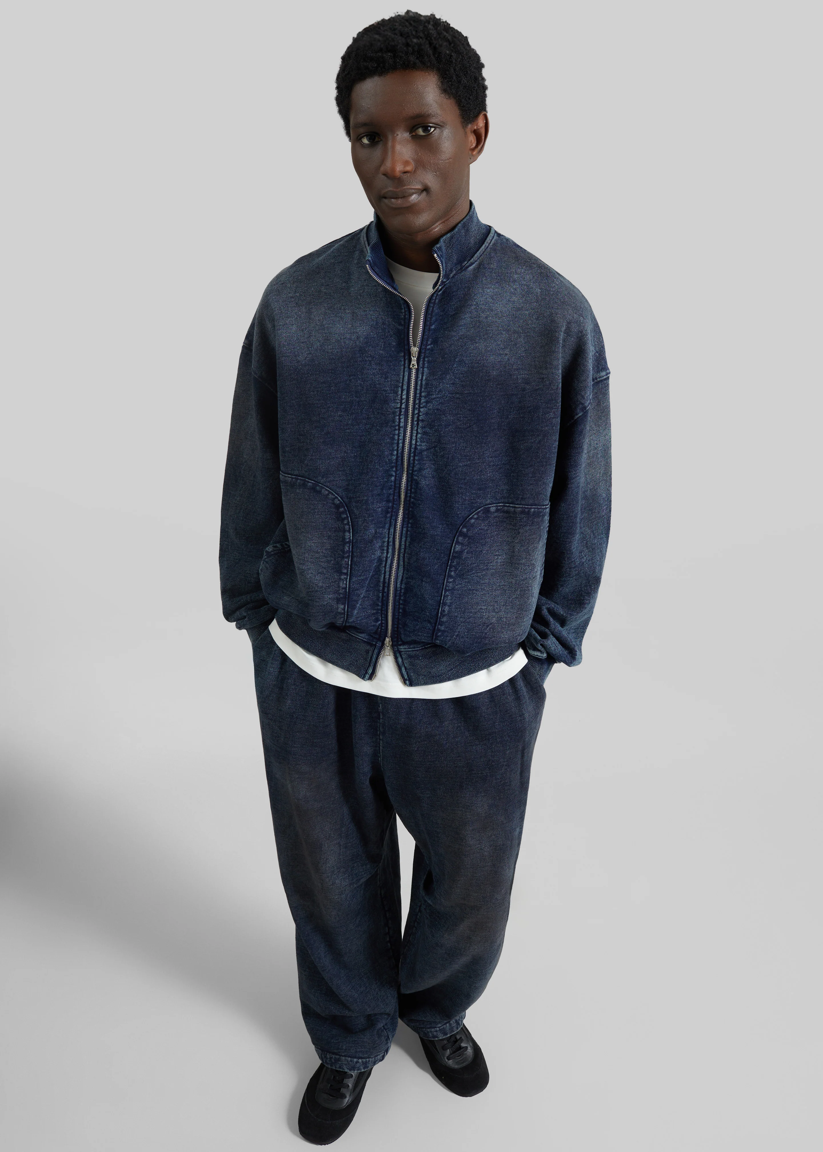 Stamford Joggers - Medium Wash - Image 2