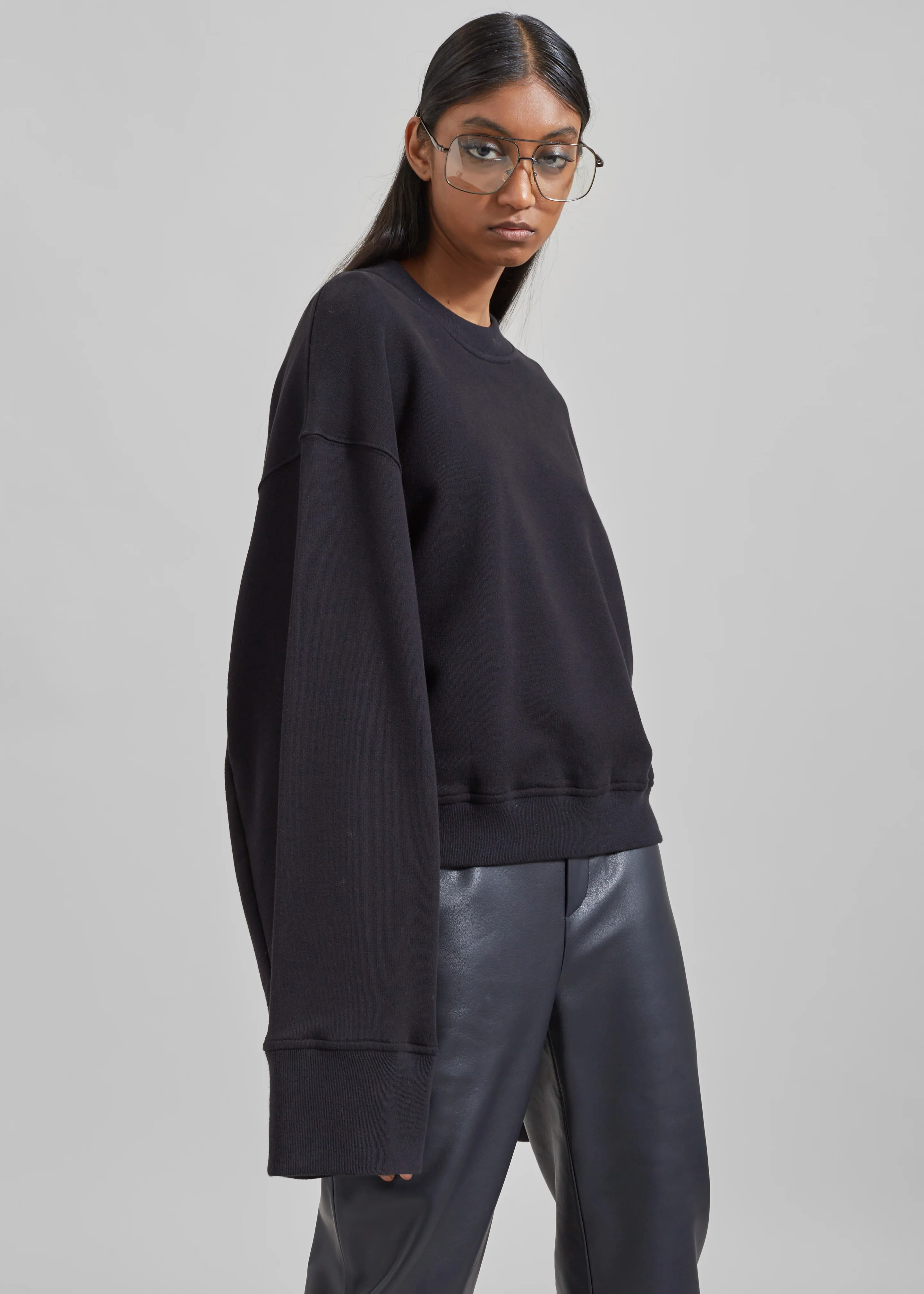 Talia Sweatshirt - Black - Image 6
