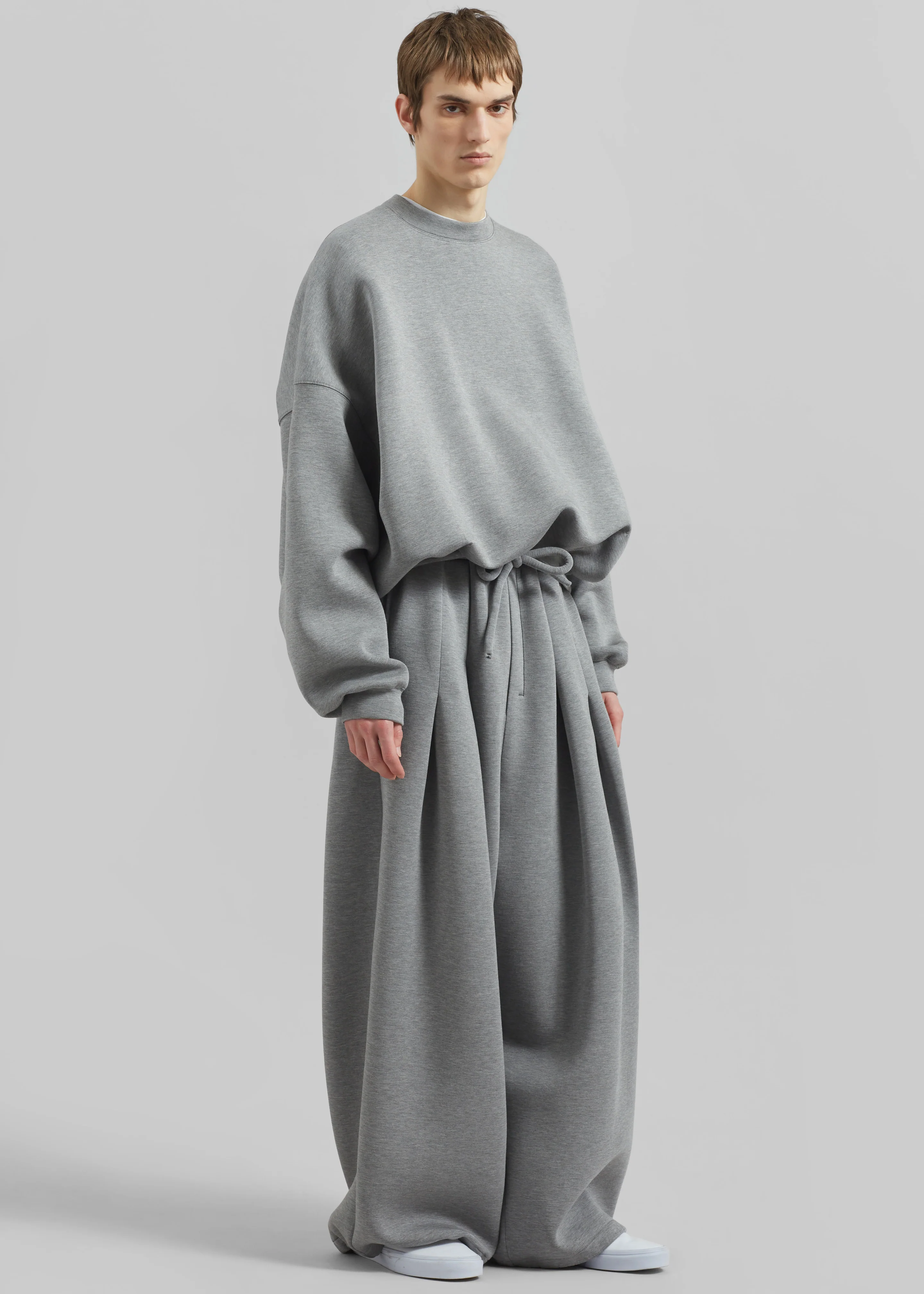 Tate Sweatshirt - Grey - Image 5