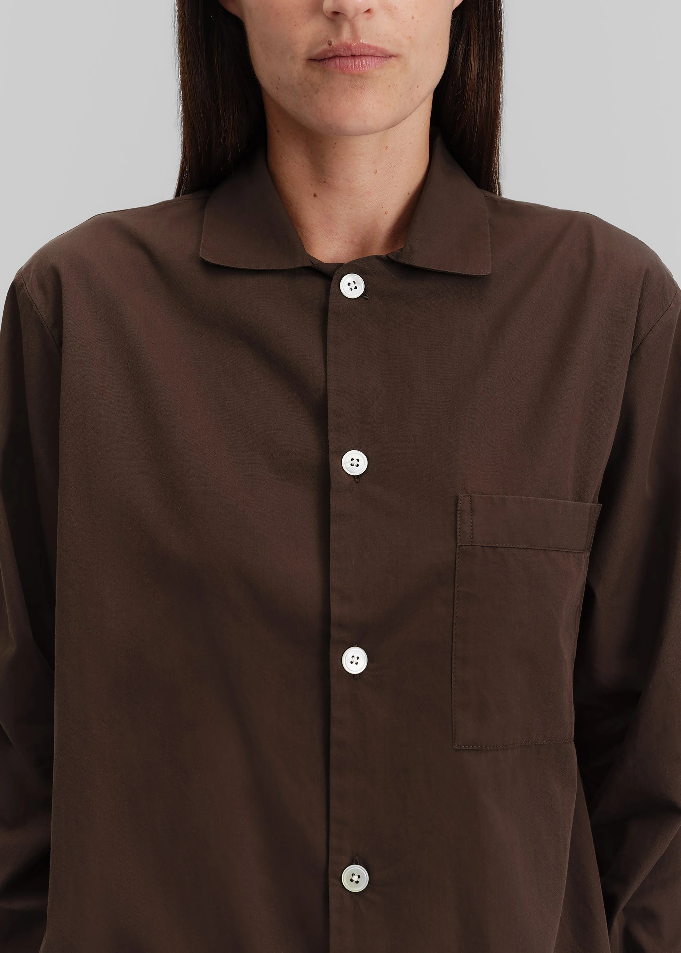 Tekla Poplin Pyjama Shirt - Coffee - Image 2