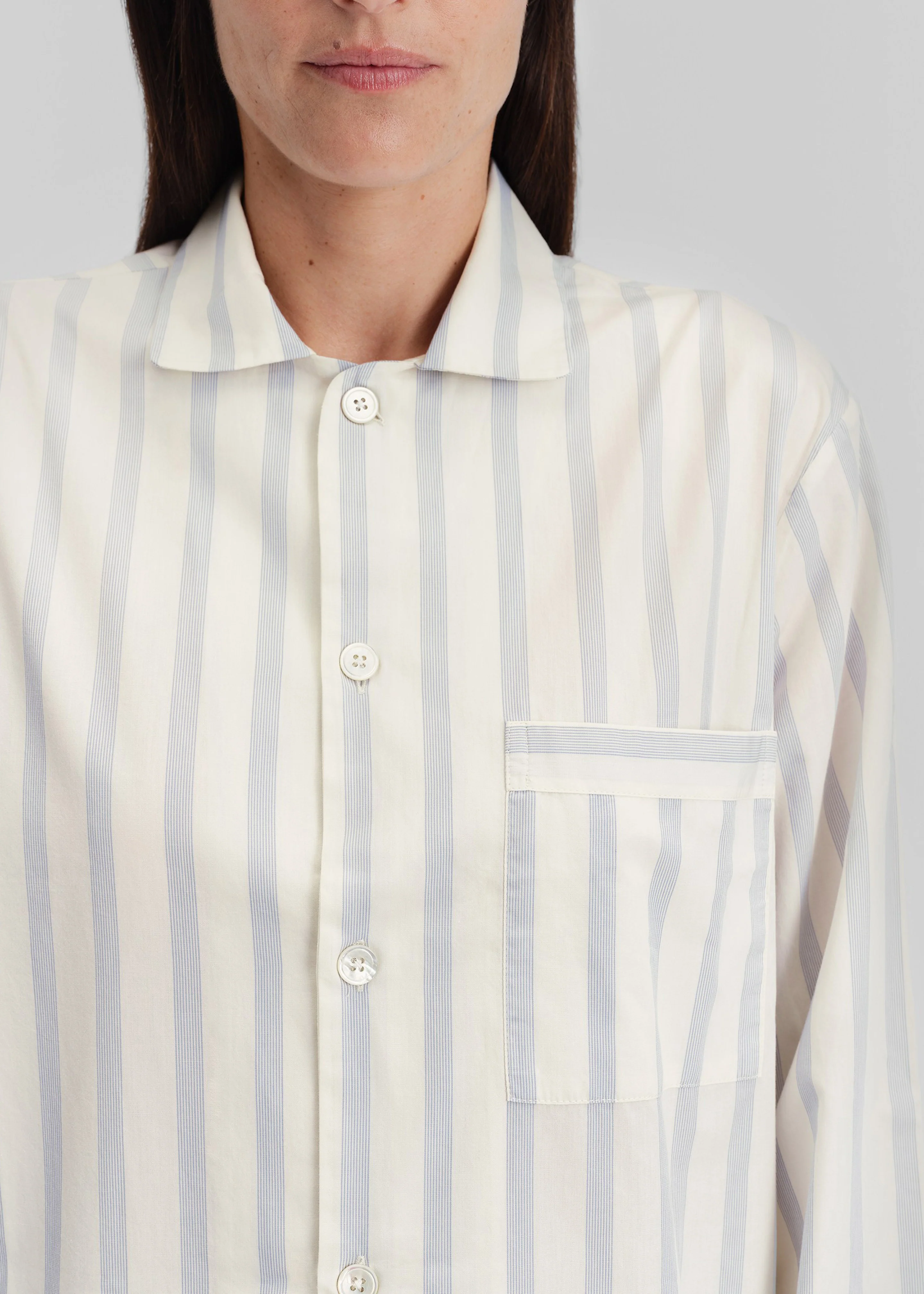 Tekla Poplin Pyjama Shirt - Needle Stripes - Image 5