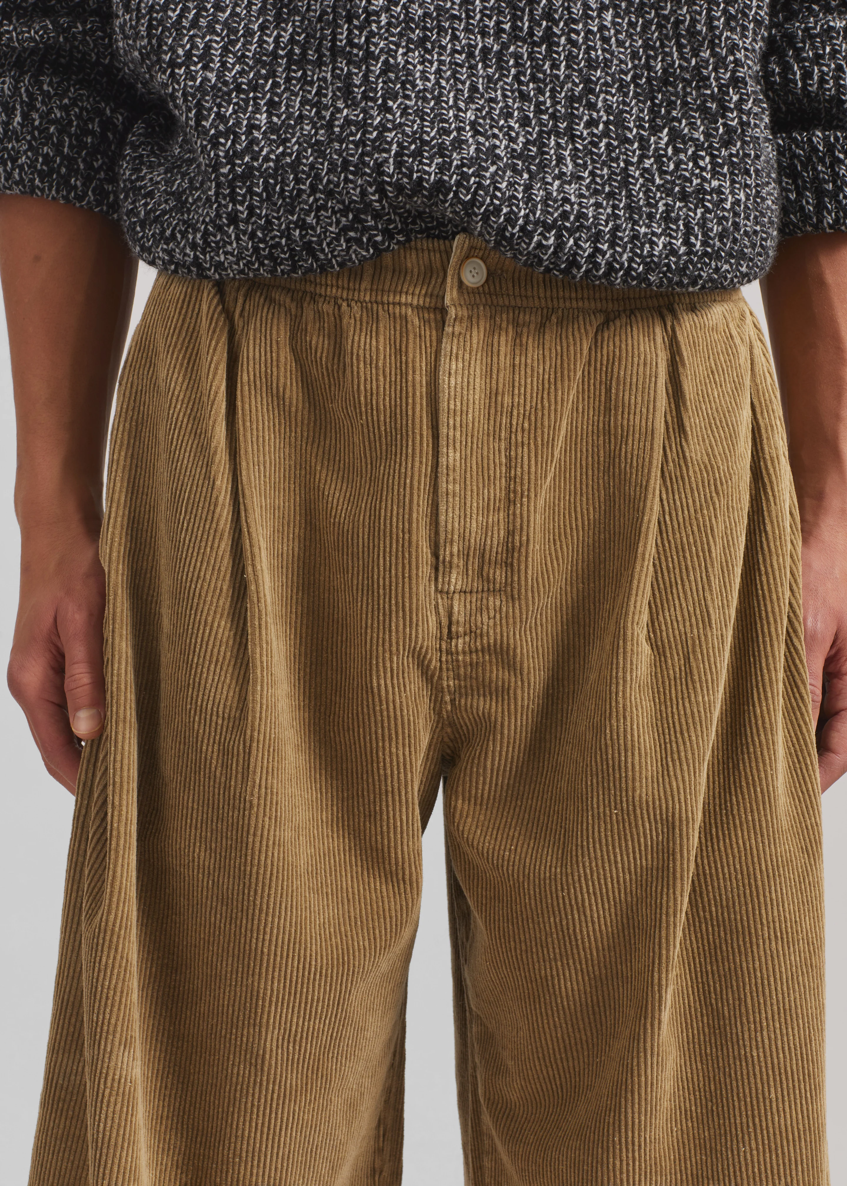 Telfer Corduroy Balloon Pants - Beige - Image 4