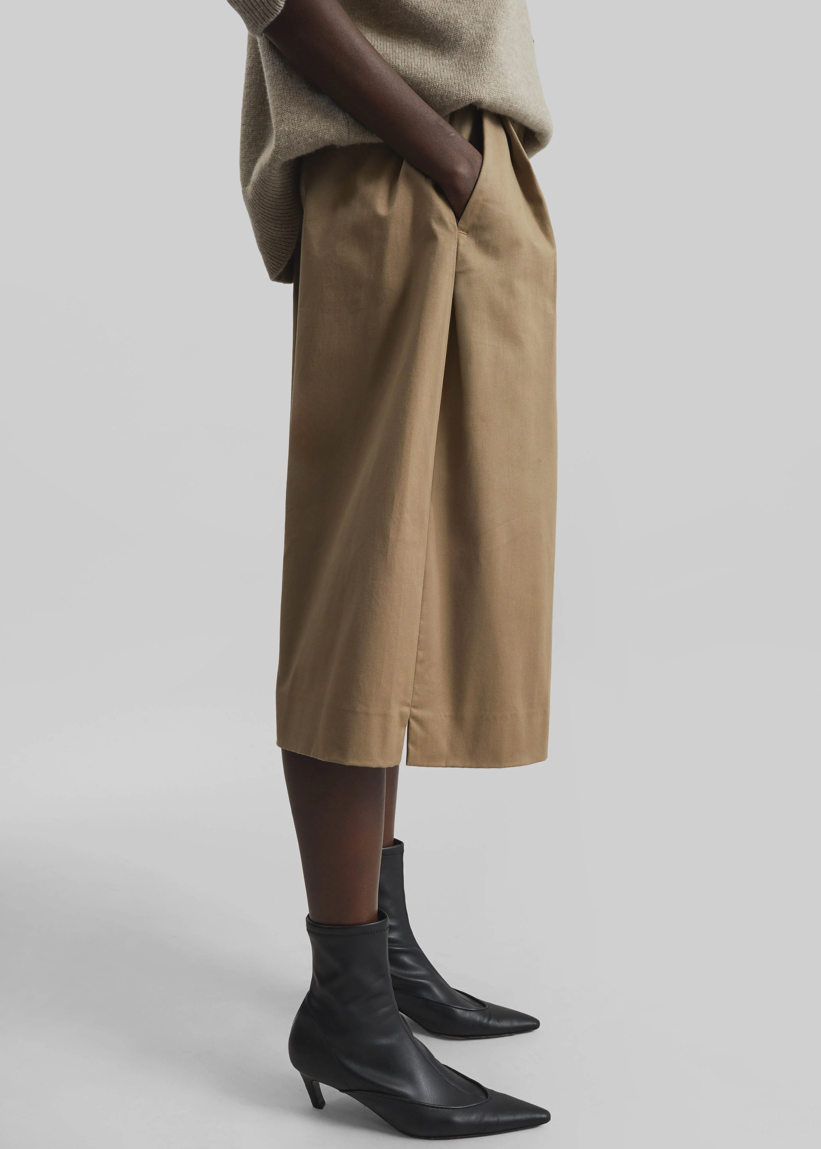 TheLatest Dakota Bermuda Shorts - Cognac - Image 4