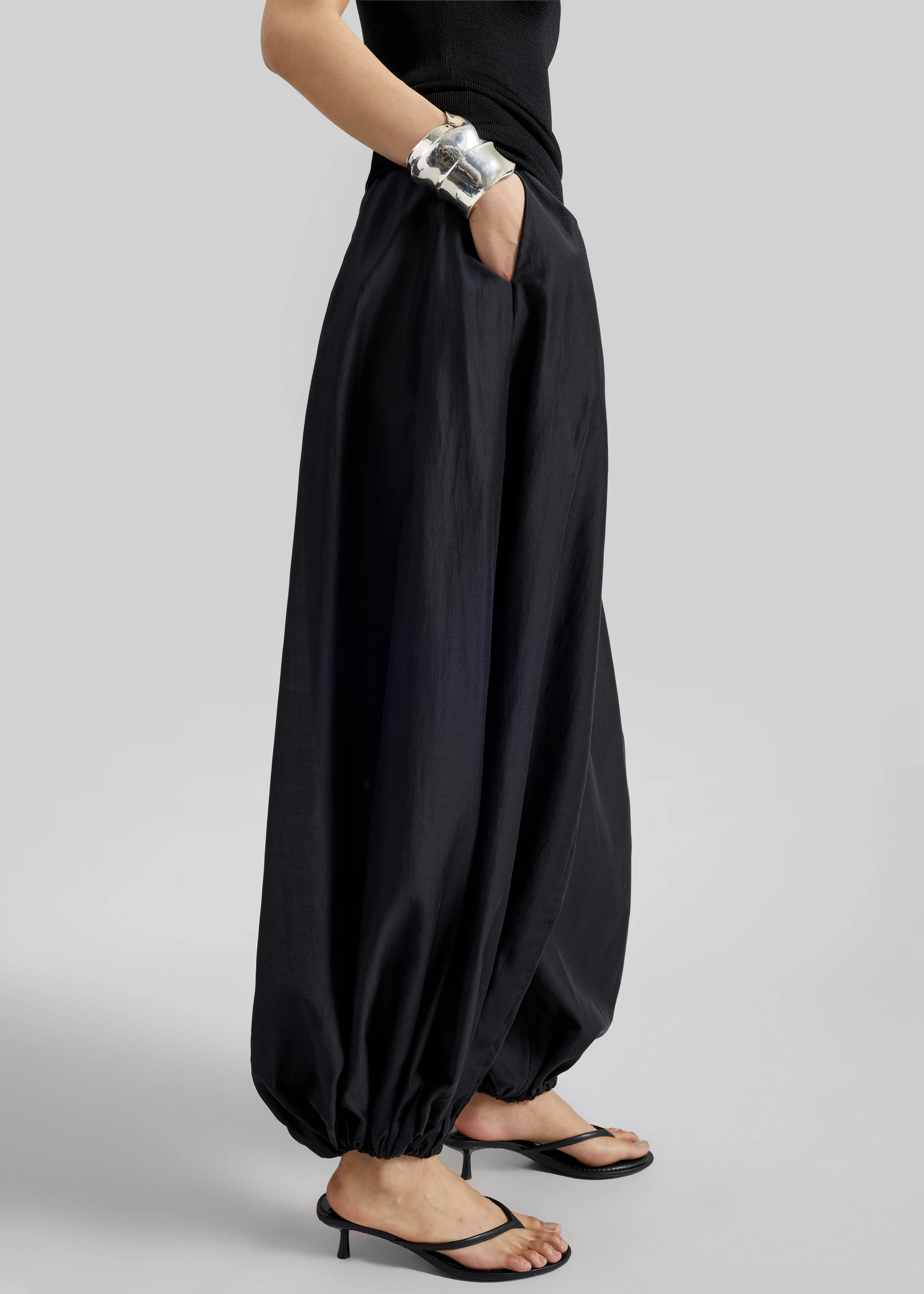 TheLatest Dilan Pants - Black - Image 6