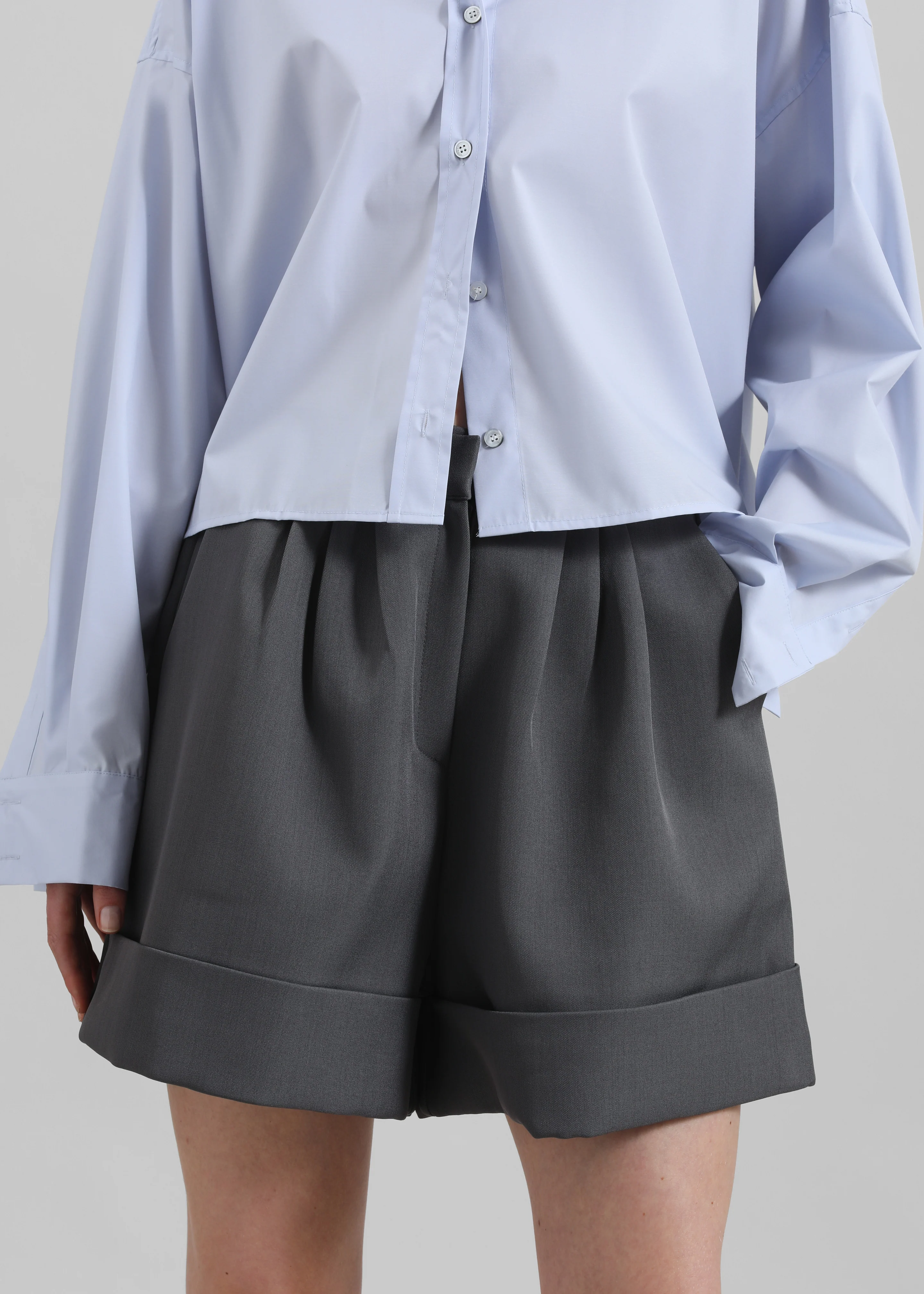 Tolmer Cuffed Shorts - Storm Grey - Image 3
