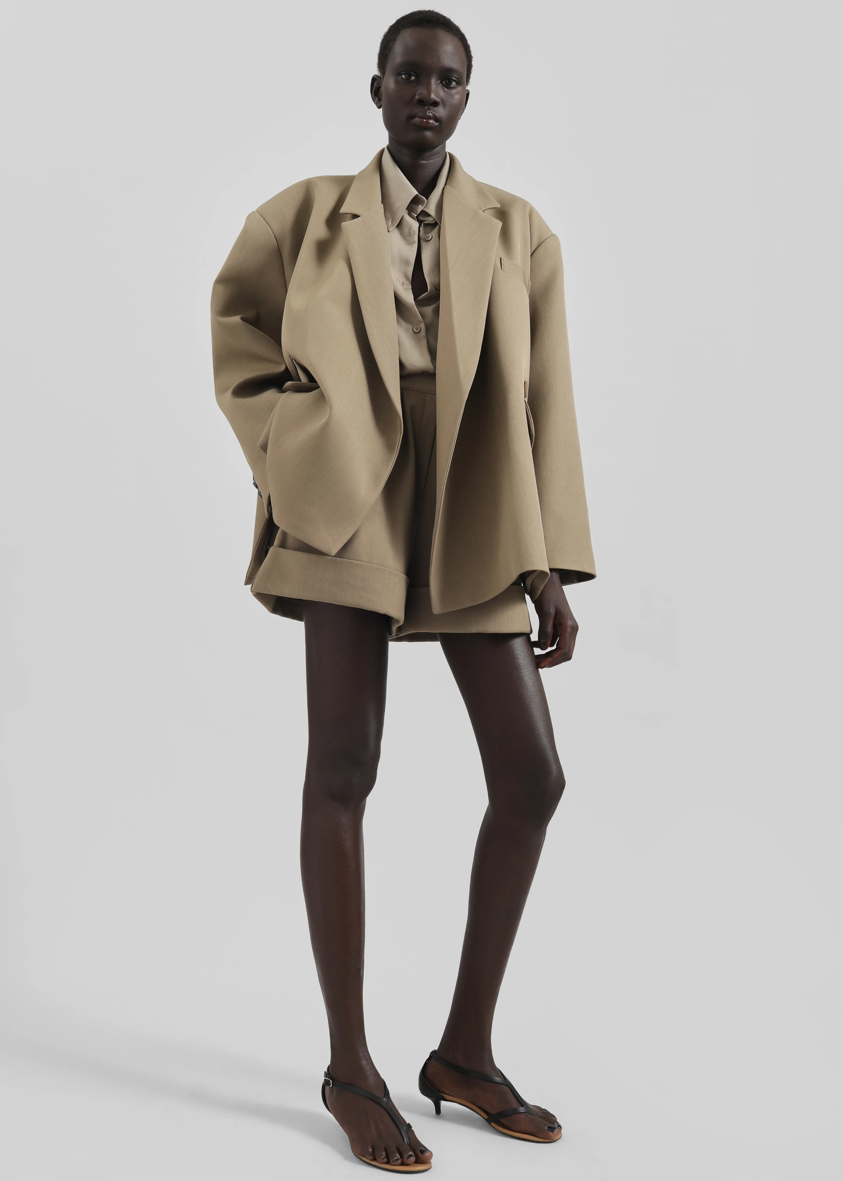 Tolmer Cuffed Shorts - Taupe Melange - Image 5