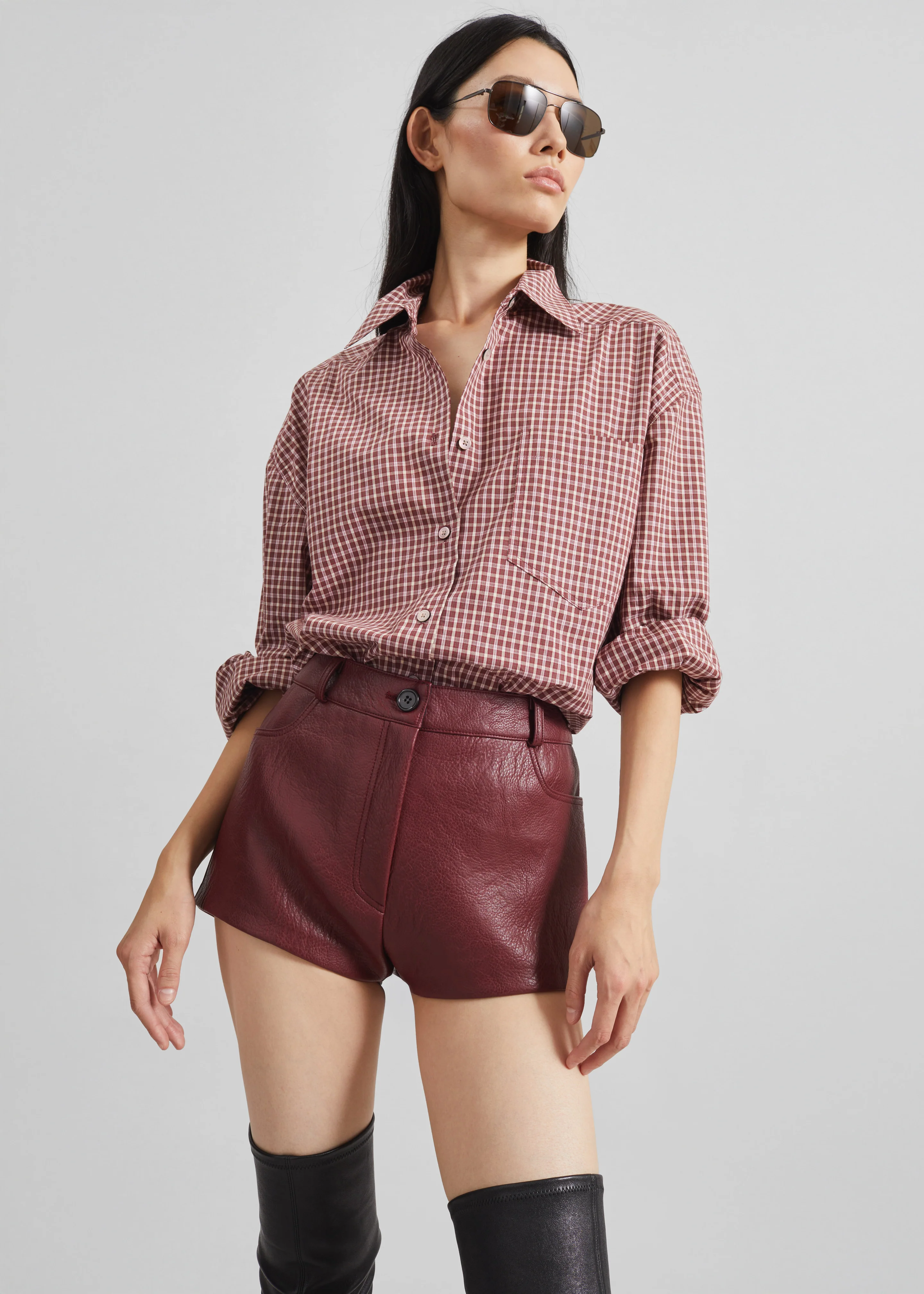 Troye Faux Leather Hot Pants - Burgundy - Image 3