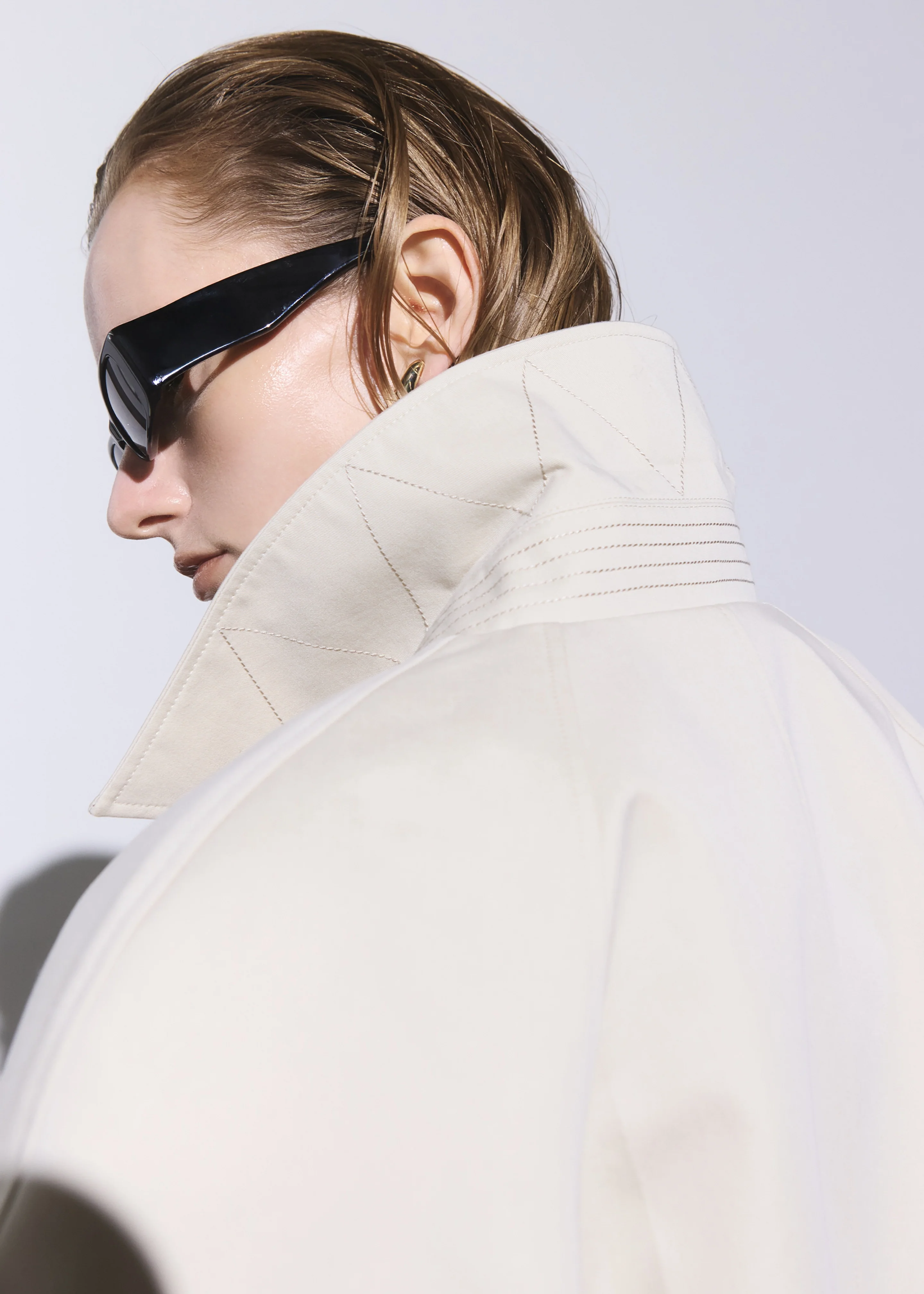 Turenne Curved Jacket - Beige - Image 8