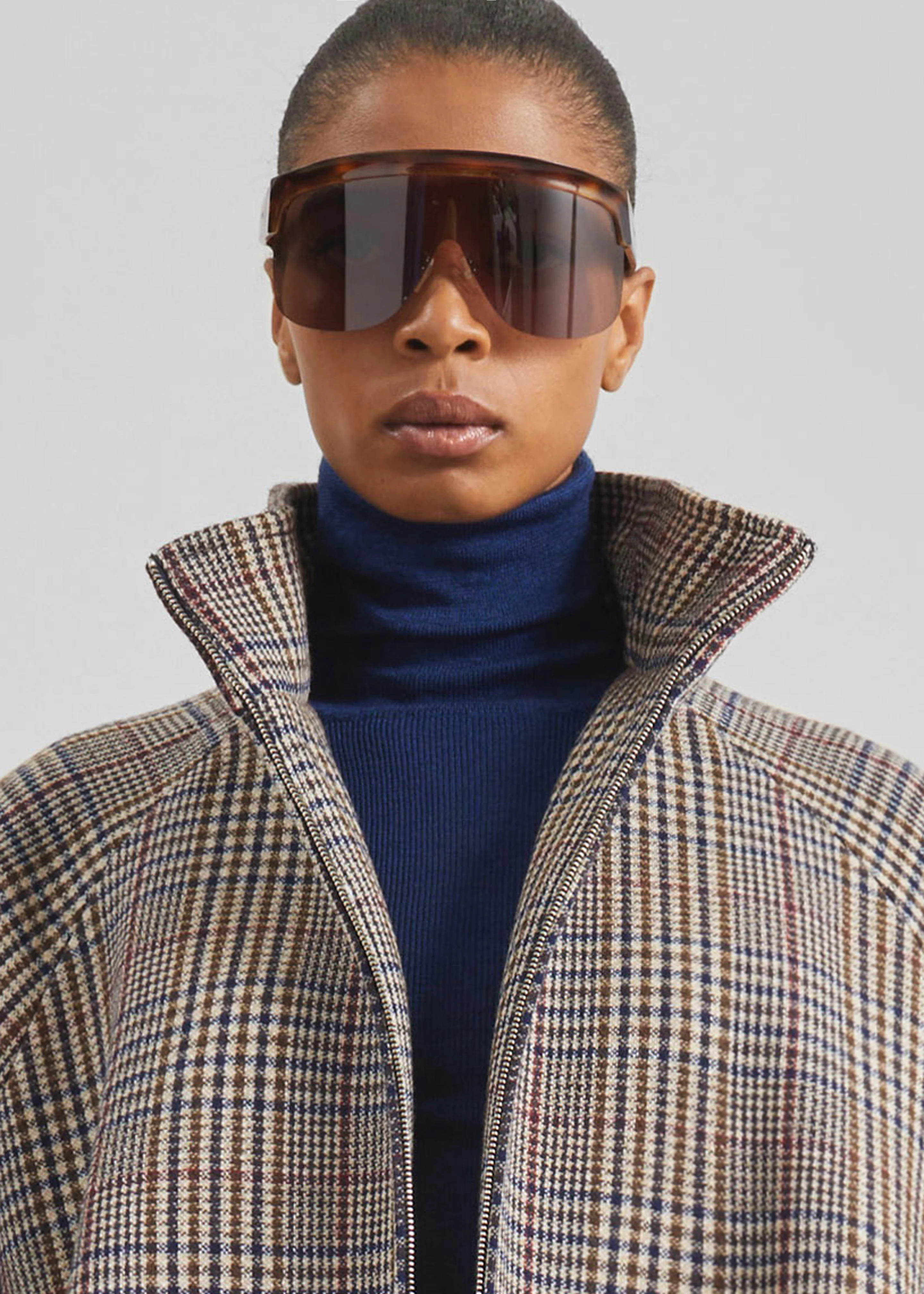 Utica Thin Turtleneck Sweater - Blue - Image 4