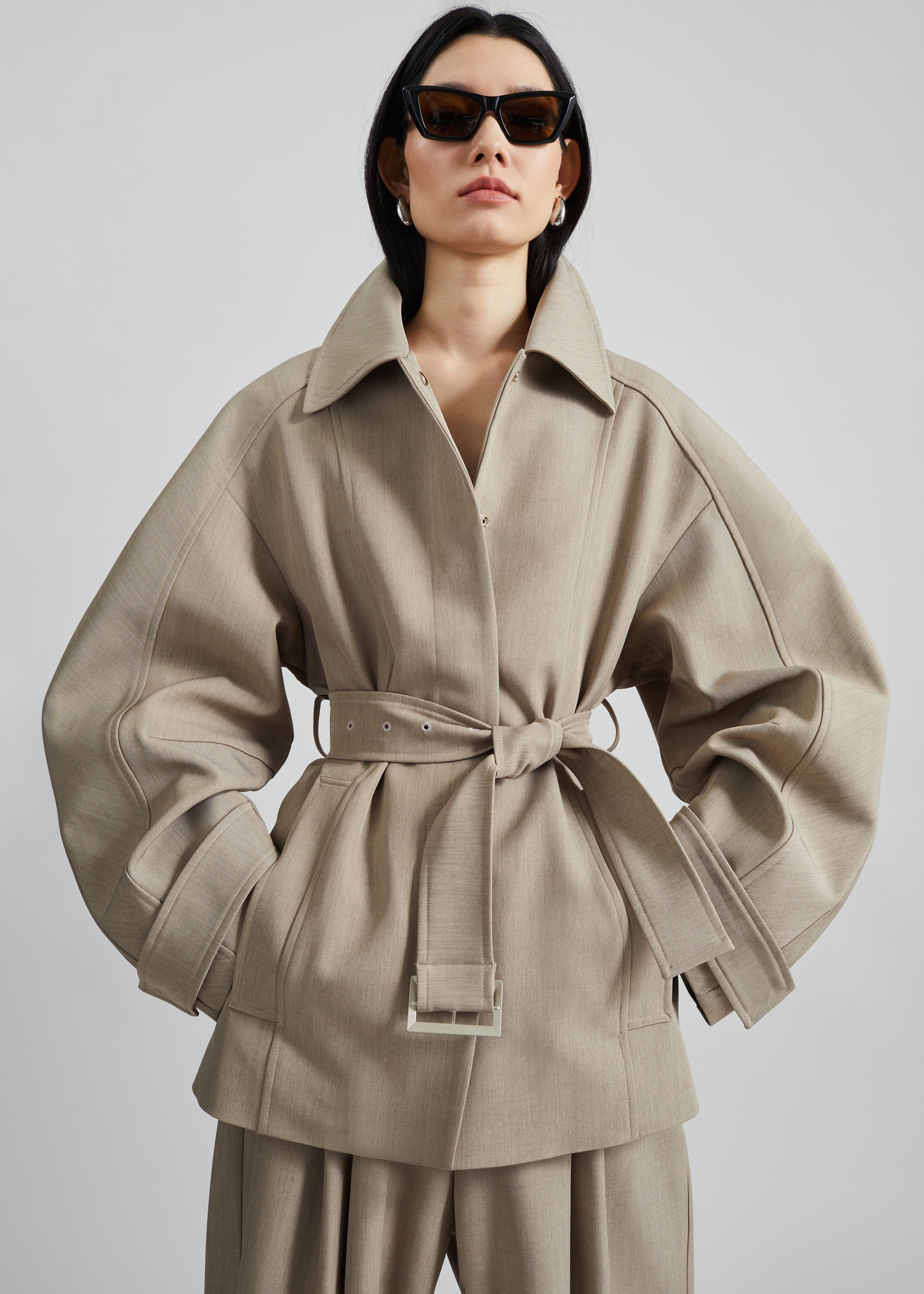 Venlo Curve Sleeve Belted Jacket - Beige - Image 4