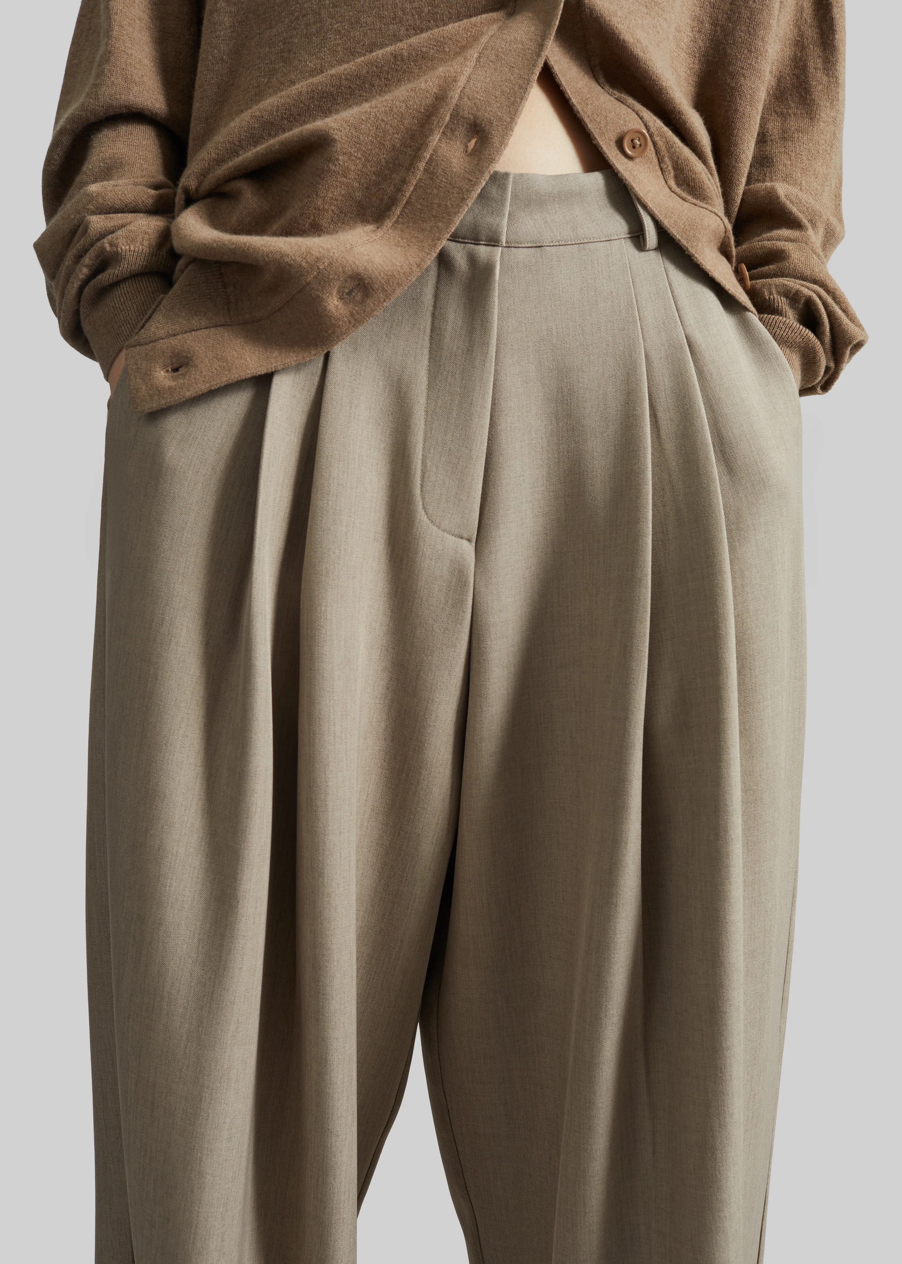 Venlo Pleated Trousers - Beige - Image 6
