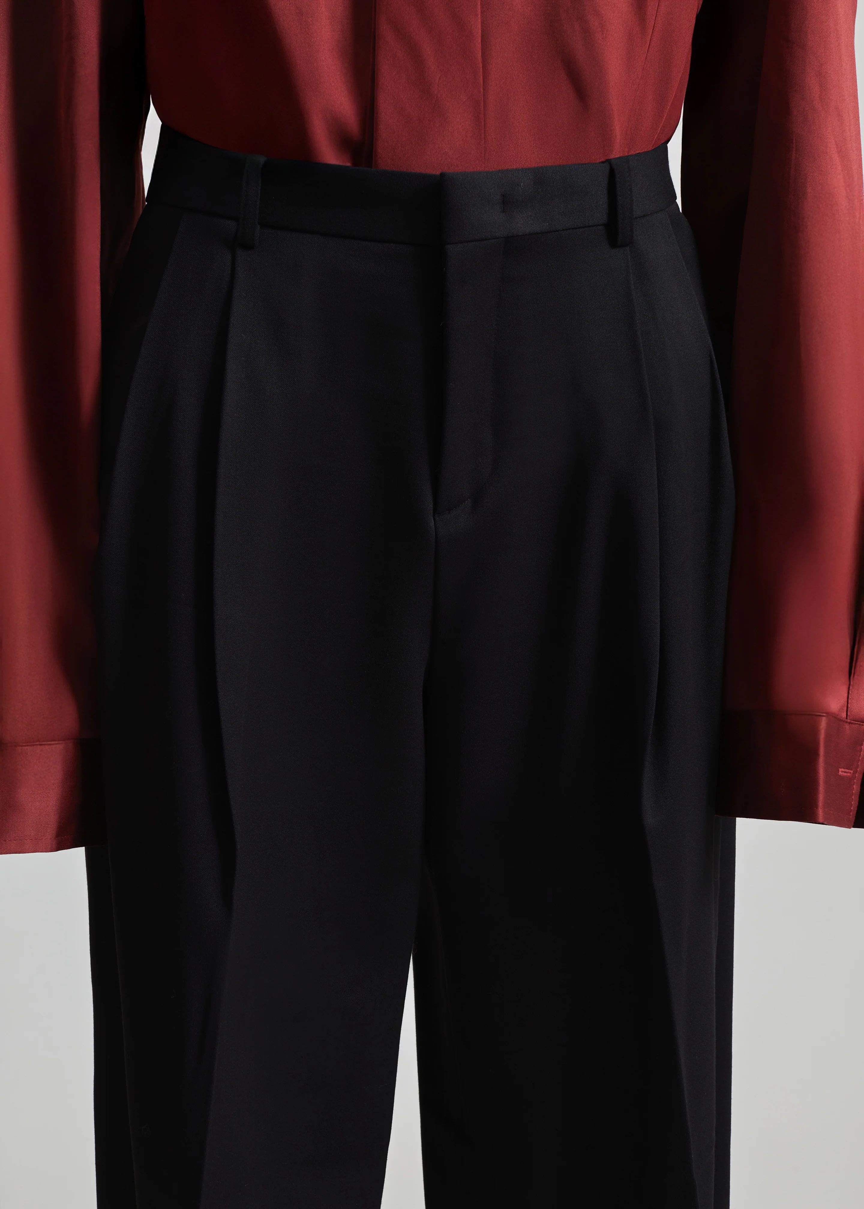 Vester Pleated Trousers - Black - Image 4