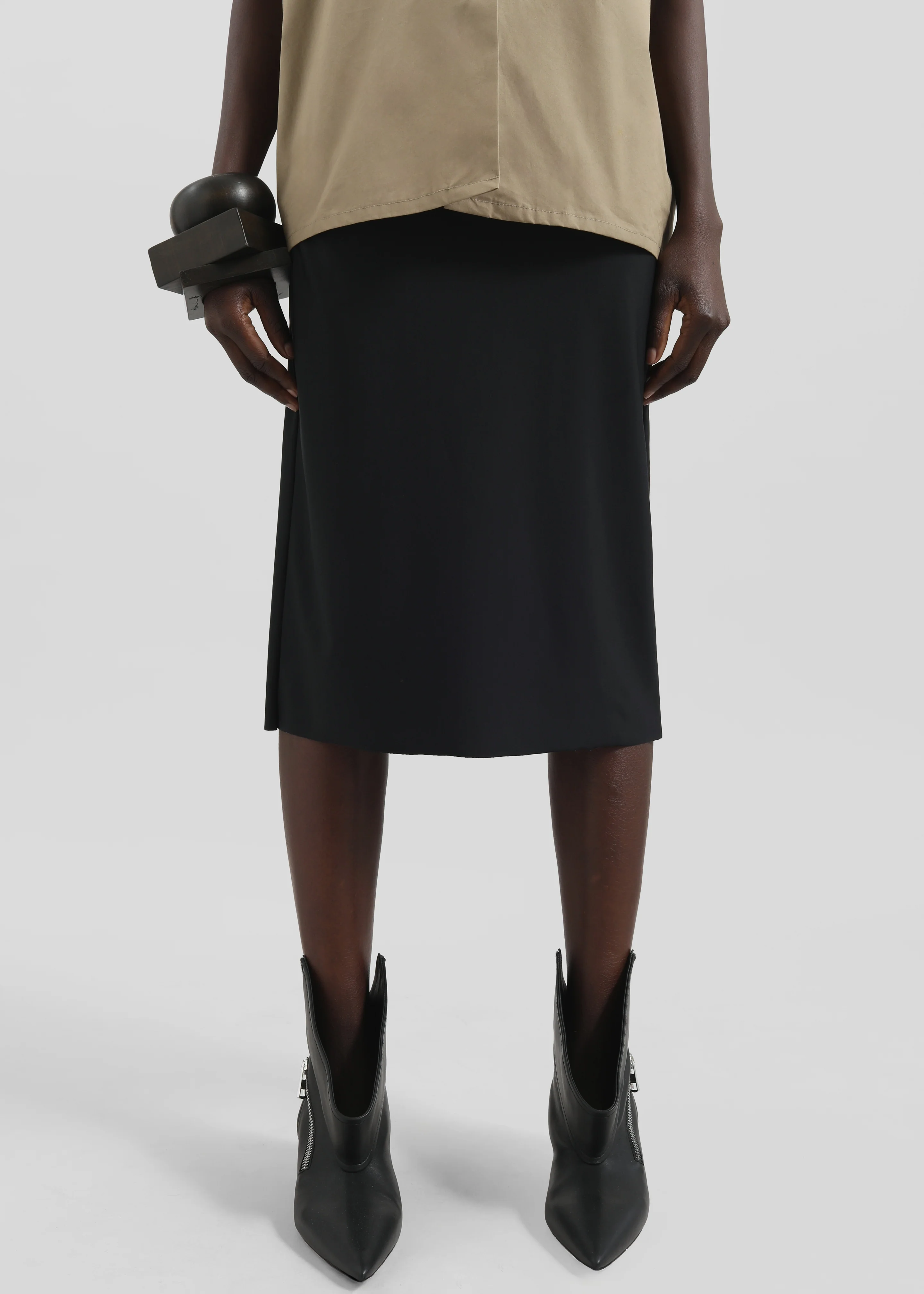 Viera Midi Skirt - Black - Image 5