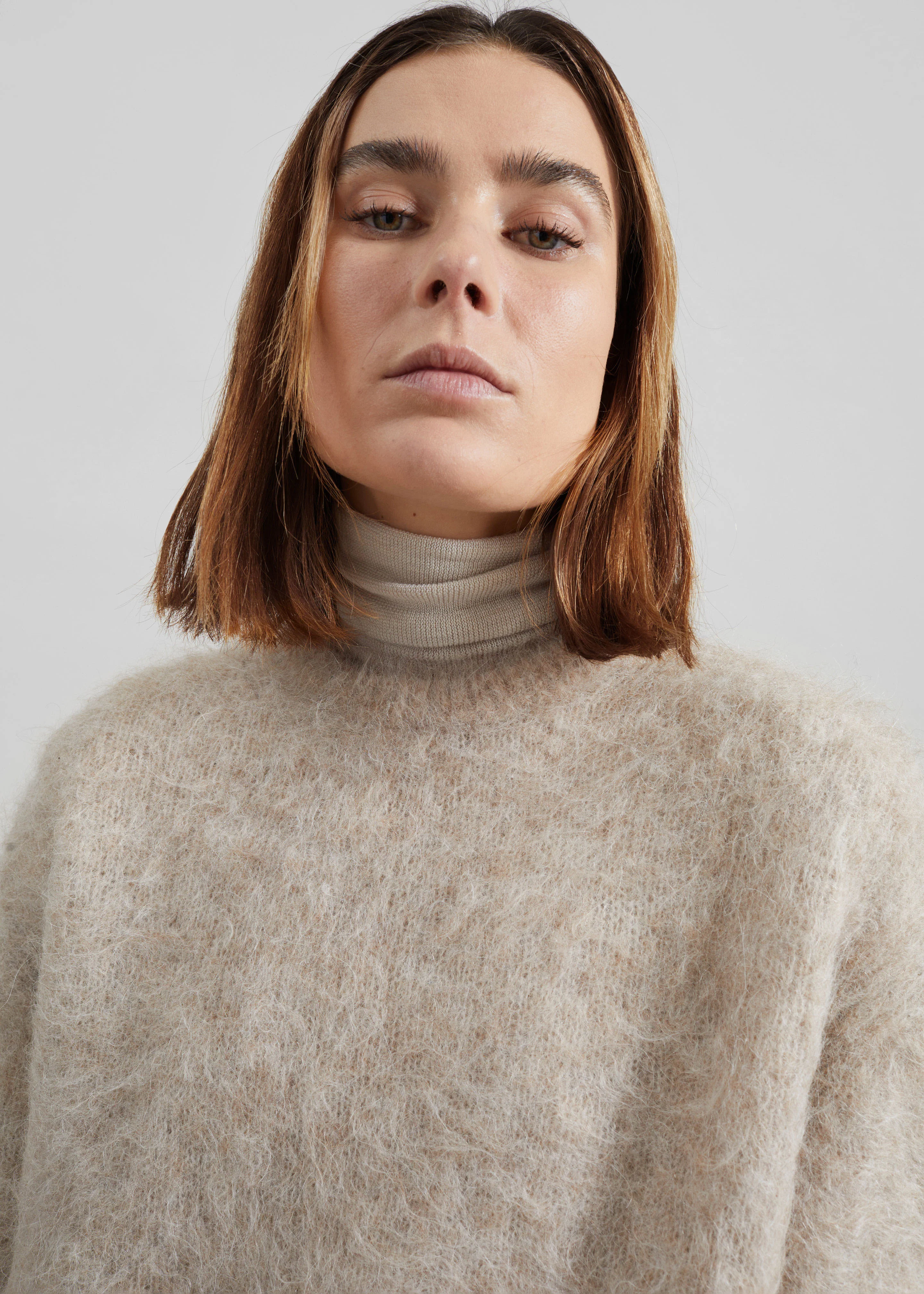 Willy Alpaca Knit Sweater - Beige - Image 2